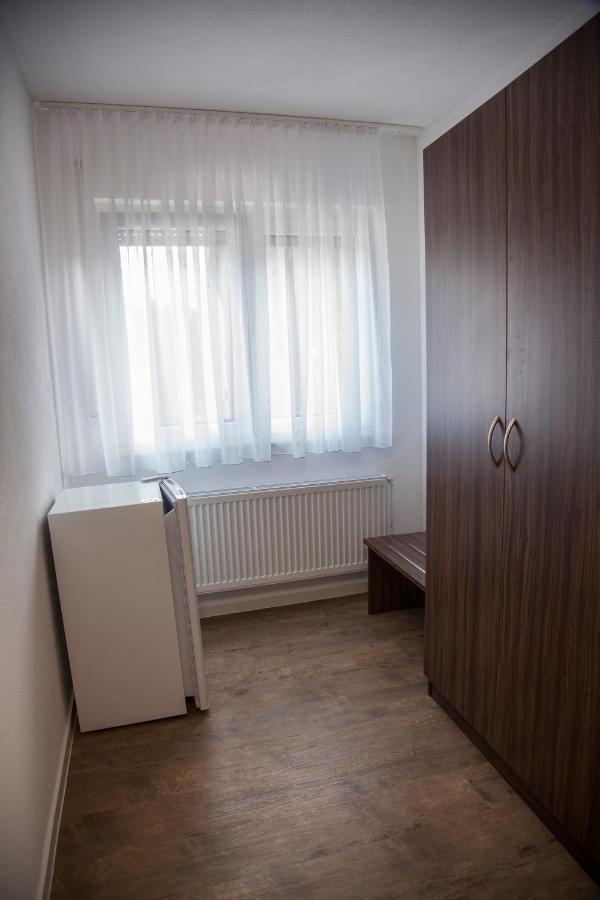 Gaestehaus Haeuser Linden  Luaran gambar