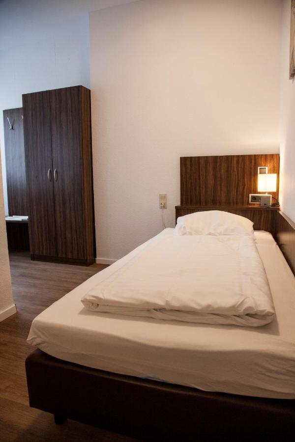 Gaestehaus Haeuser Linden  Luaran gambar